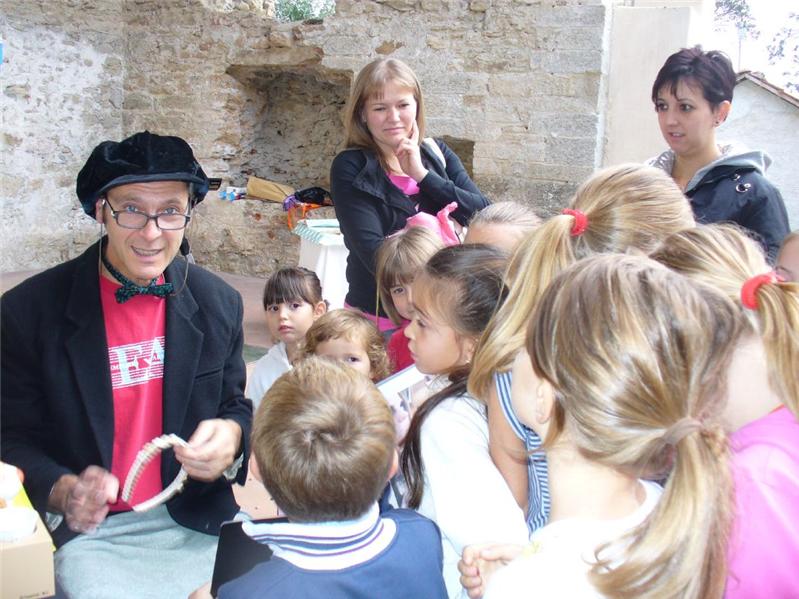 Il pomeriggio stregato dei bambini - edizione 2012 Il pomeriggio stregato dei bambini - edizione 2012