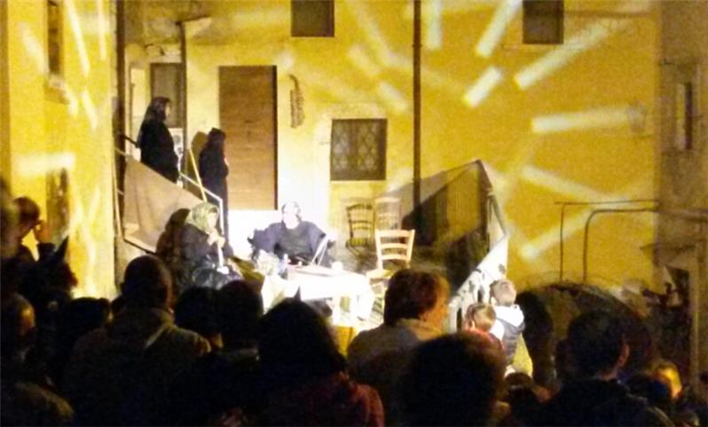 Verso un gemellaggio delle streghe: La notte delle streghe di Castel del monte (l'Aquila) Verso un gemellaggio delle streghe: La notte delle streghe di Castel del monte (l'Aquila)
